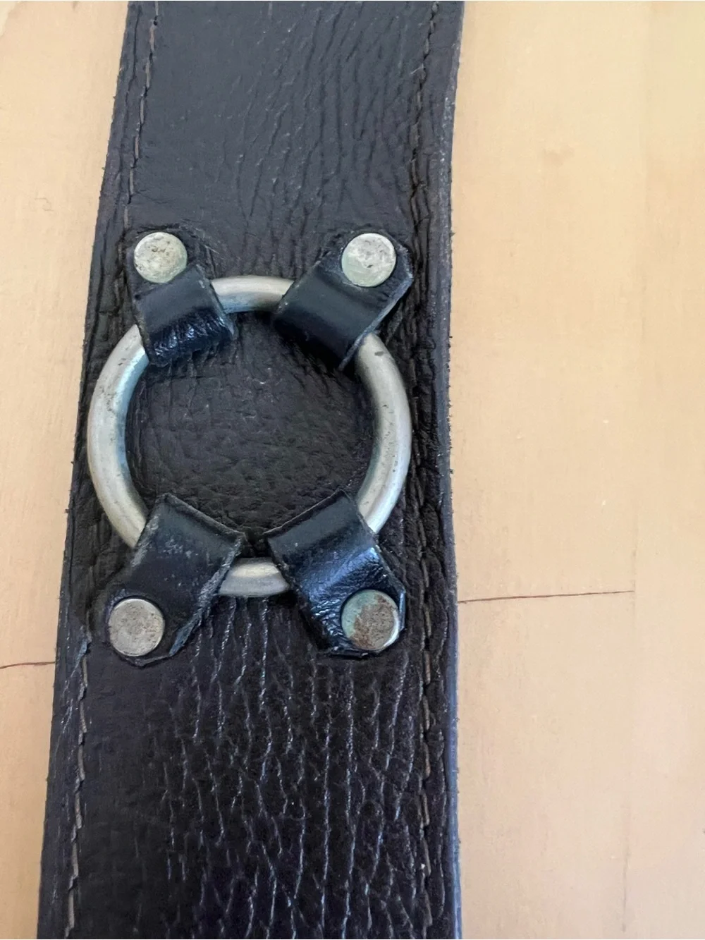 Unisex  Brown Leather Belt with Decorative Brass Horseshoe Buckle